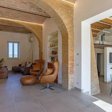 La Fonte Di Santa Regina 16, Emma Villa