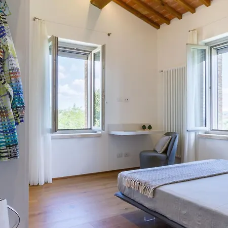 La Fonte Di Santa Regina 16, Emma Villa Siena