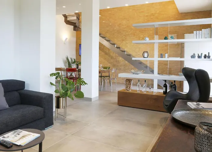 La Fonte Di Santa Regina 16, Emma Villa *