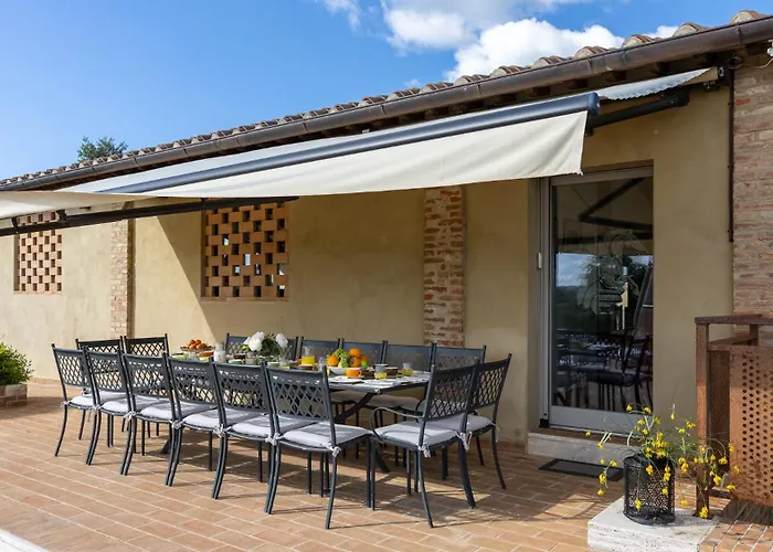 La Fonte Di Santa Regina 16, Emma *