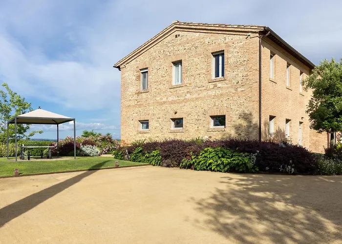 La Fonte Di Santa Regina 16, Emma Siena