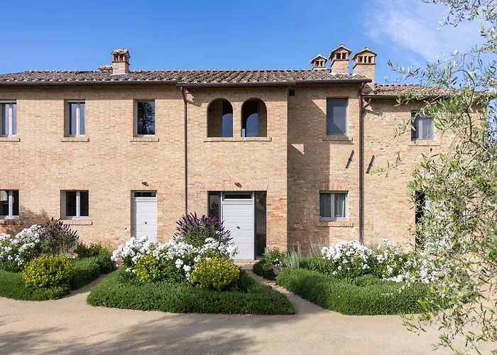 La Fonte Di Santa Regina 16, Emma Βίλα *