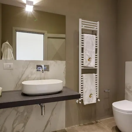 La Fonte Di Santa Regina 16, Emma * Сиена