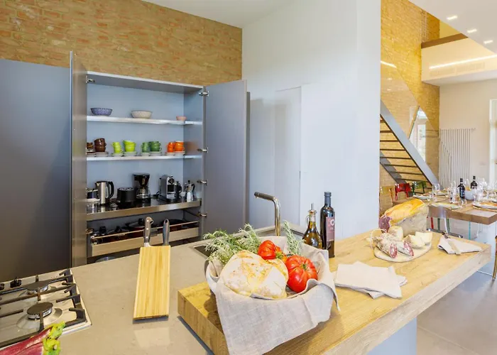 La Fonte Di Santa Regina 16, Emma